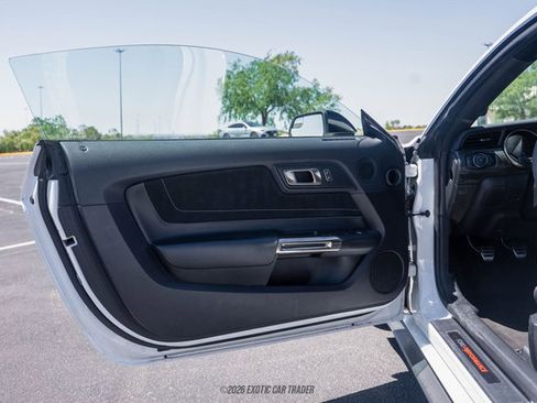 Used 2018 Ford Mustang Shelby GT350 w/ Electronics Package RWD image 20