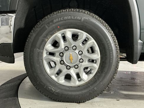 New 2026 Chevrolet Silverado 2500 LT image 20