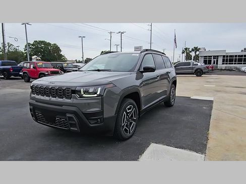 New 2026 Jeep Cherokee Laredo AWD/4WD image 39