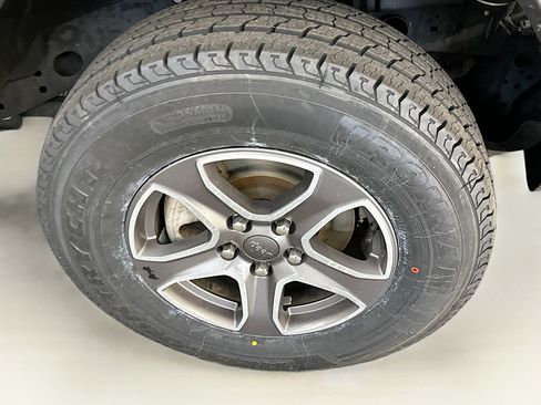 Used 2022 Jeep Wrangler Sport S image 11