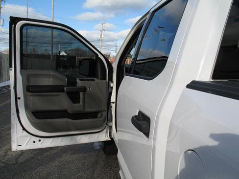 Used 2019 Ford F150 XLT w/ Equipment Group 301A Mid image 12