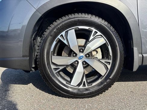 Used 2020 Subaru Forester Touring w/ Popular Package #2 AWD/4WD image 9