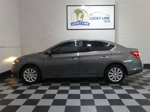 Used 2018 Nissan Sentra S FWD image 7