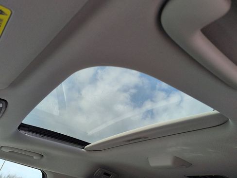 New 2026 Kia Carnival SX image 10