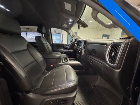 Used 2020 Chevrolet Silverado 2500 LTZ w/ LTZ Premium Package image 13