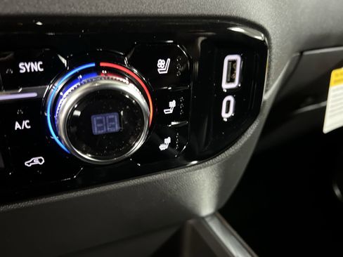 New 2026 GMC Sierra 1500 SLT w/ SLT Premium Plus Package image 70