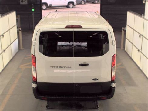 Used 2024 Ford Transit 250 Low Roof w/ Exterior Upgrade Package RWD image 6
