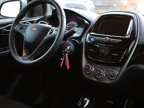 Used 2021 Chevrolet Spark LT w/ Spark Special Edition image 31