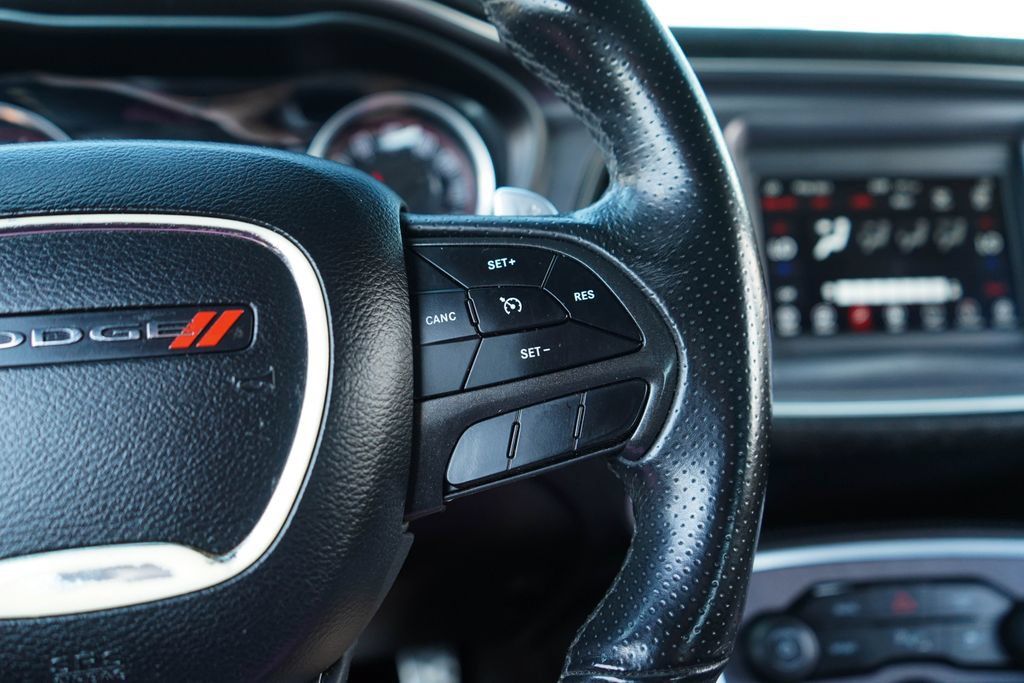 Used 2018 Dodge Challenger R/T RWD image 32
