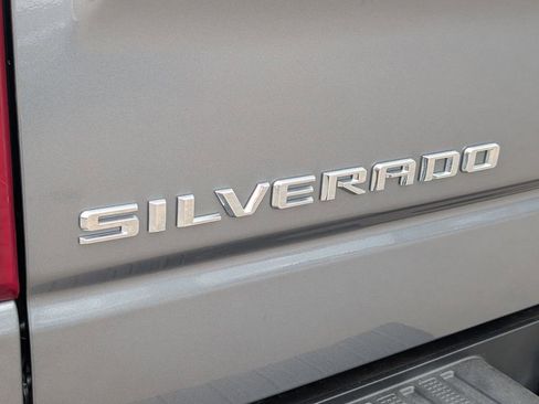 Used 2021 Chevrolet Silverado 1500 LT Trail Boss w/ Convenience Package II image 13