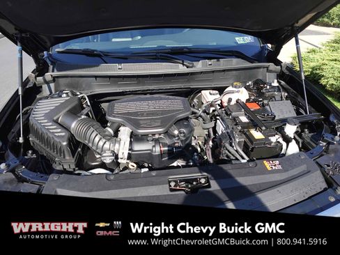 Used 2025 Cadillac XT6 Premium Luxury image 33