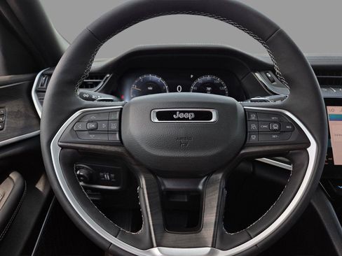 New 2026 Jeep Grand Cherokee L Limited w/ Limited Altitude Package RWD image 28