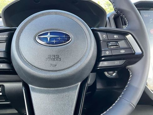 Certified 2025 Subaru Forester Premium AWD/4WD image 21