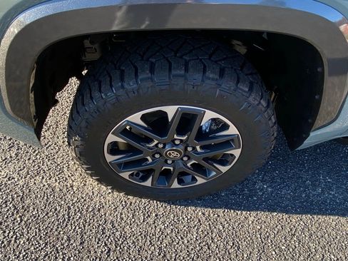 New 2026 Toyota Tundra Limited image 18