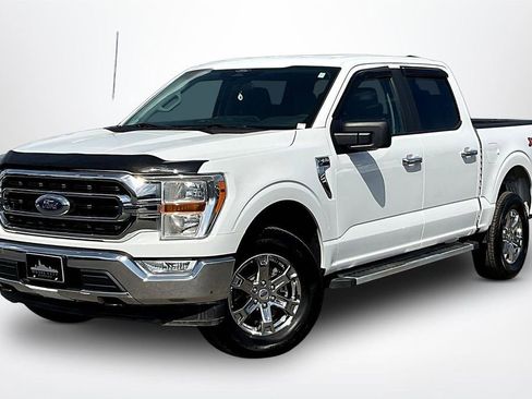 Used 2022 Ford F150 XLT w/ XTR Package AWD/4WD image 3