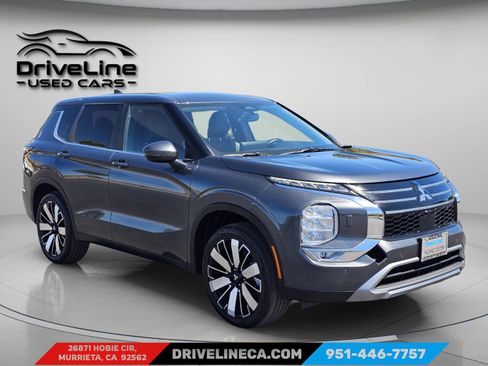 Used 2025 Mitsubishi Outlander SE AWD/4WD image 9