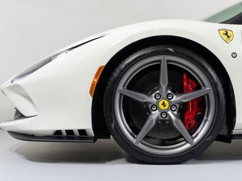 Used 2020 Ferrari F8 Tributo RWD image 13