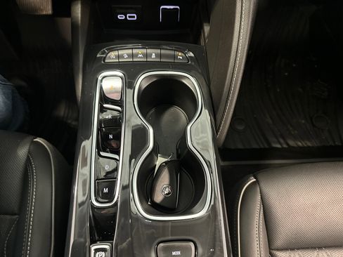 Used 2022 Buick Envision Avenir w/ Premium Seat Package AWD/4WD image 24