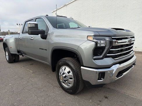 New 2026 Chevrolet Silverado 3500 LTZ w/ LTZ Convenience Package image 46