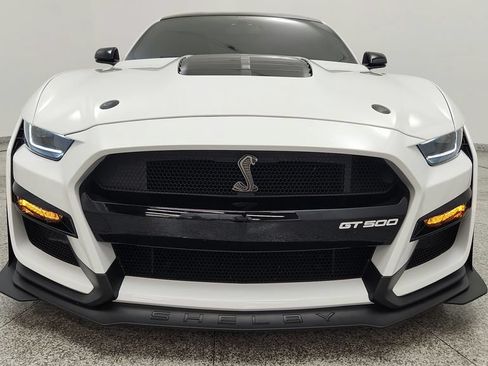 Used 2020 Ford Mustang Shelby GT500 w/ Technology Package RWD image 47