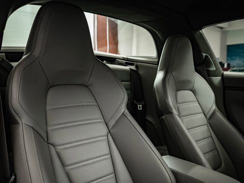 Certified 2022 Porsche 911 Targa 4 GTS image 37