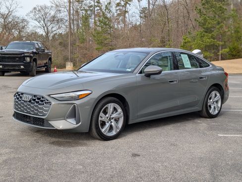 Used 2025 Audi A5 2.0T Premium w/ Convenience Package image 5