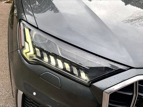 Used 2022 Audi SQ7 Prestige w/ Prestige Package AWD/4WD image 33