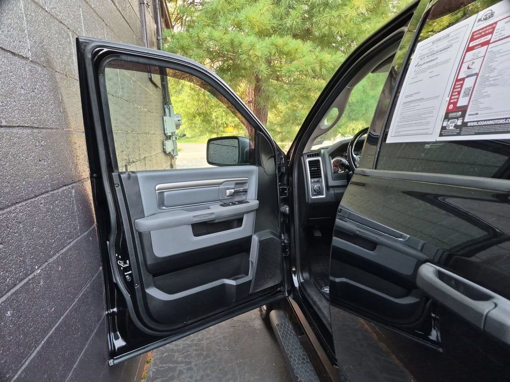 Used 2020 RAM 1500 Warlock w/ Luxury Group AWD/4WD image 15