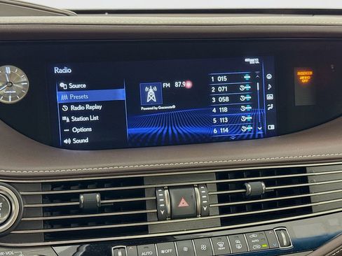 Used 2018 Lexus LS 500 image 15