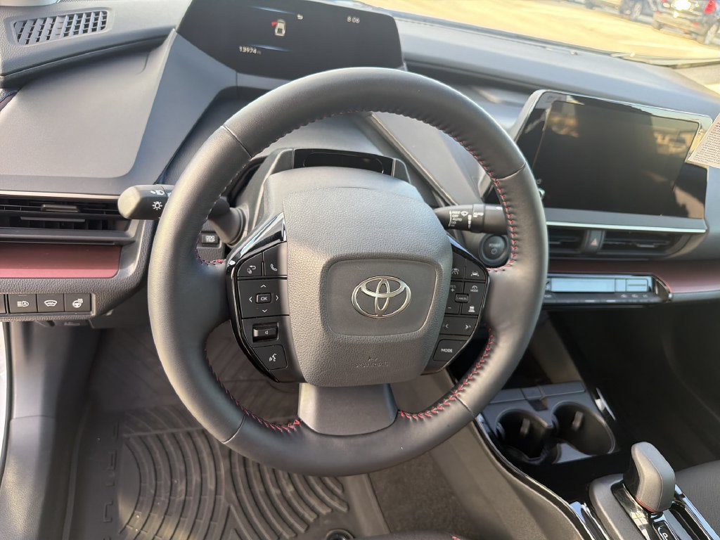 Certified 2026 Toyota Prius Plug-In Hybrid FWD image 16