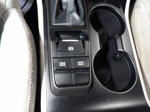 Used 2019 Hyundai Tucson SE FWD image 14