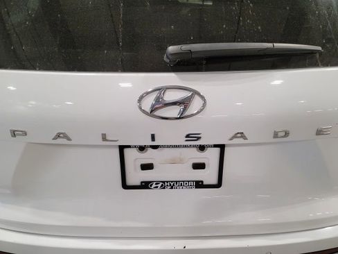 Used 2024 Hyundai Palisade SEL w/ Premium Package image 11
