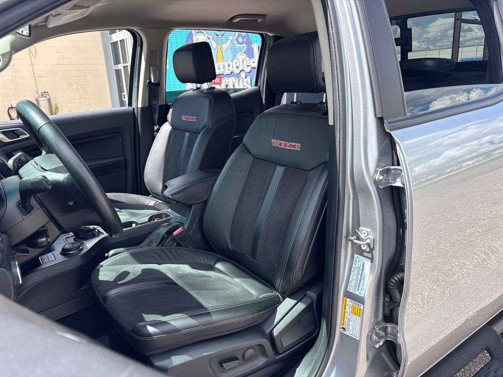 Used 2022 Ford Ranger Lariat w/ Tremor Off-Road Package AWD/4WD image 9