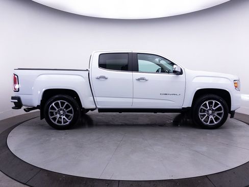 Used 2022 GMC Canyon Denali AWD/4WD image 46
