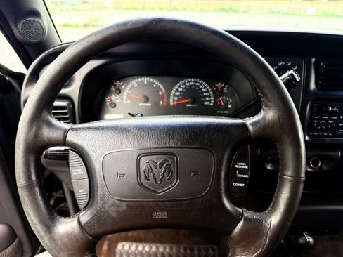 Used 1998 Dodge Ram 1500 Truck 4x4 Quad Cab image 14
