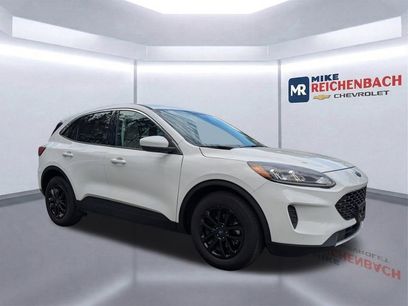 Used 2021 Ford Escape SE w/ Convenience Package