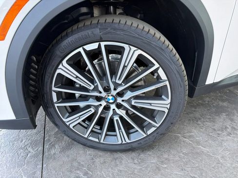 New 2026 BMW X2 xDrive28i w/ Technology Package AWD/4WD image 5