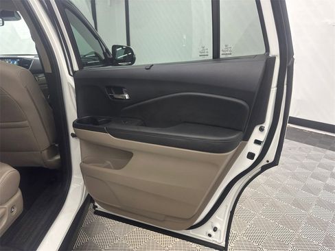 Used 2022 Honda Pilot EX-L image 18