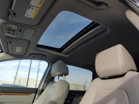 Certified 2022 Honda CR-V Touring image 12