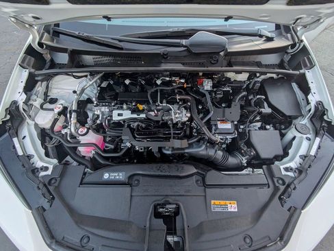 Used 2024 Toyota Prius LE image 27