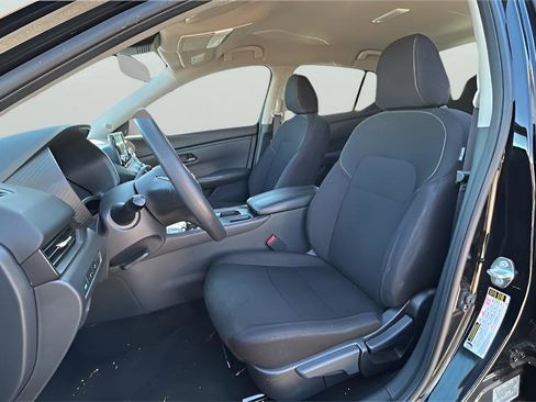 Used 2025 Nissan Sentra S FWD image 19