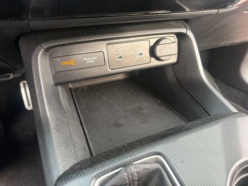 Certified 2025 Honda Civic Sport image 20