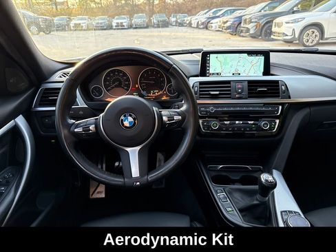Used 2018 BMW 340i xDrive Sedan w/ Premium Package image 23