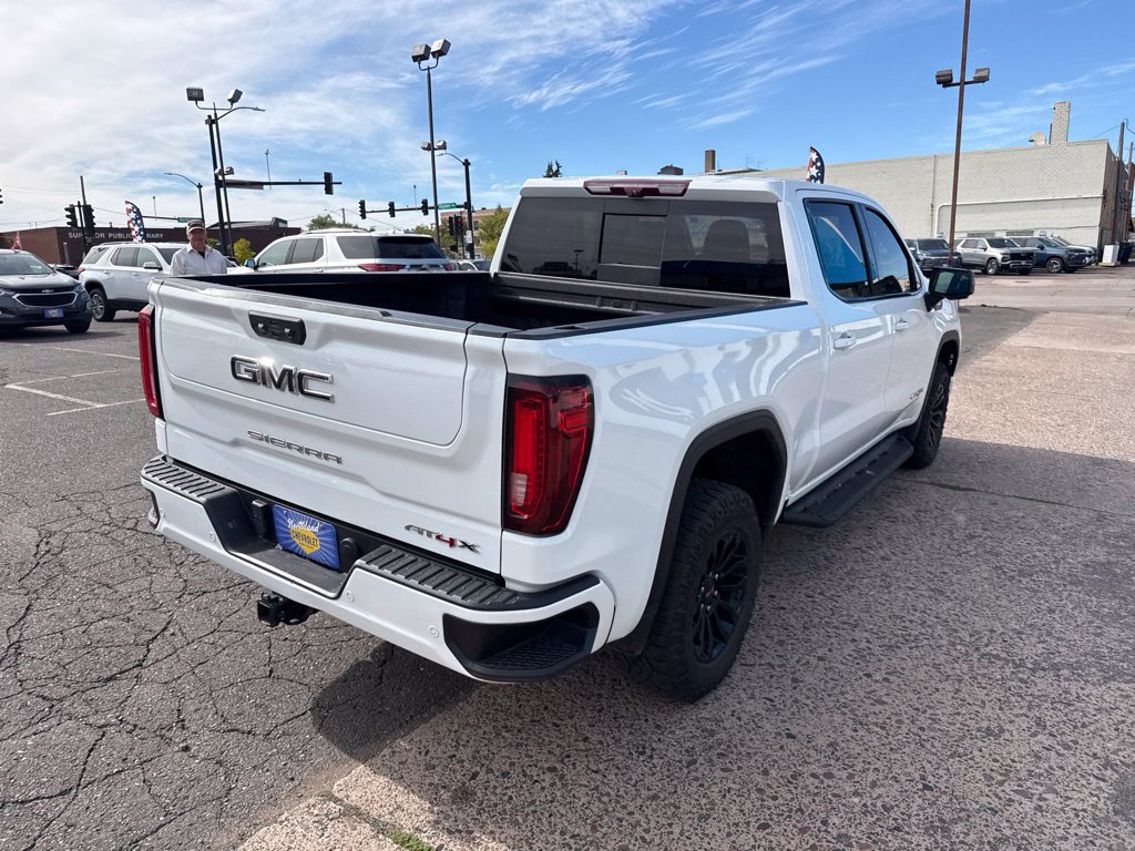 Used 2022 GMC Sierra 1500 AT4X AWD/4WD image 11