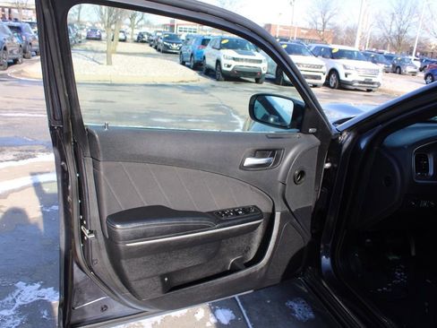 Used 2019 Dodge Charger GT image 18