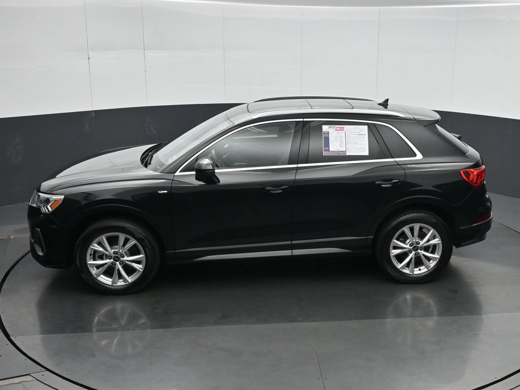 Used 2025 Audi Q3 2.0T Premium AWD/4WD image 19