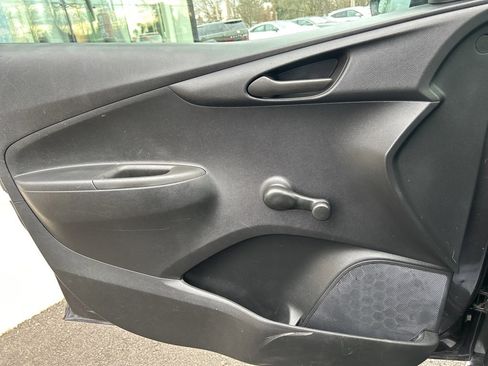 Used 2016 Chevrolet Spark LS image 19