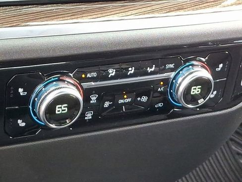 Used 2026 GMC Sierra 1500 Elevation image 18