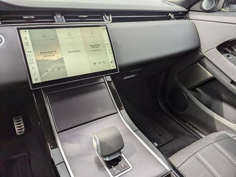 Used 2026 Land Rover Range Rover Evoque Dynamic SE image 11