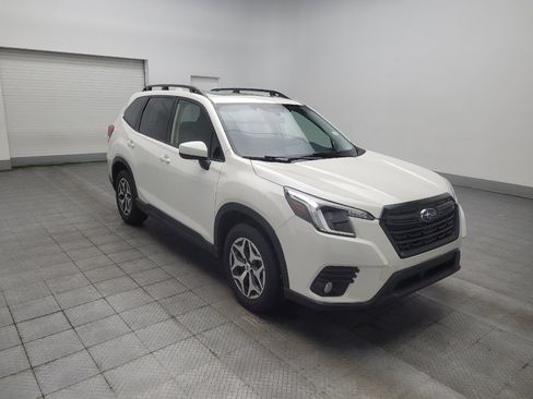 Used 2023 Subaru Forester Premium AWD/4WD image 13